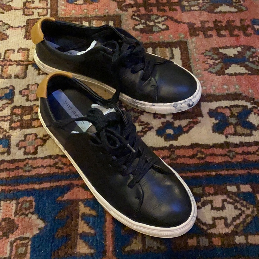 Portugal Black Leather Sneaker
